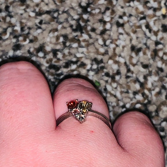 Heart ring - Picture 2 of 2